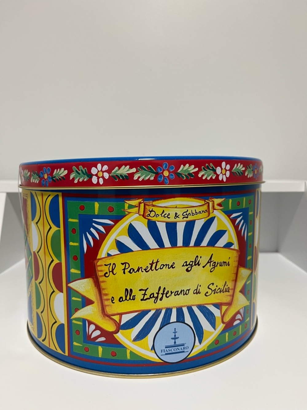 Dolce & Gabbana tin